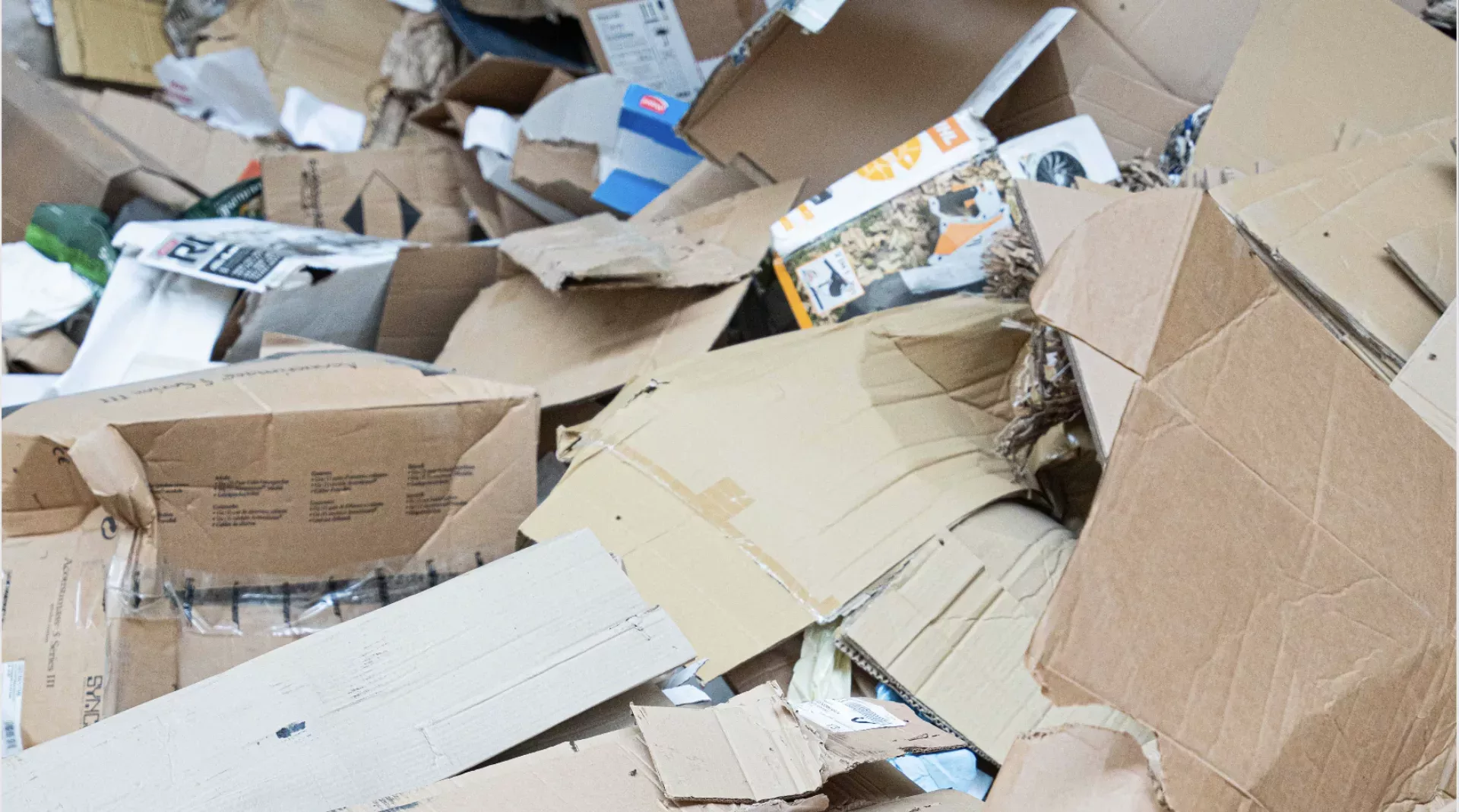 Vulsteke verbeke poperinge verpakkingsafval papier en karton rolcontainer